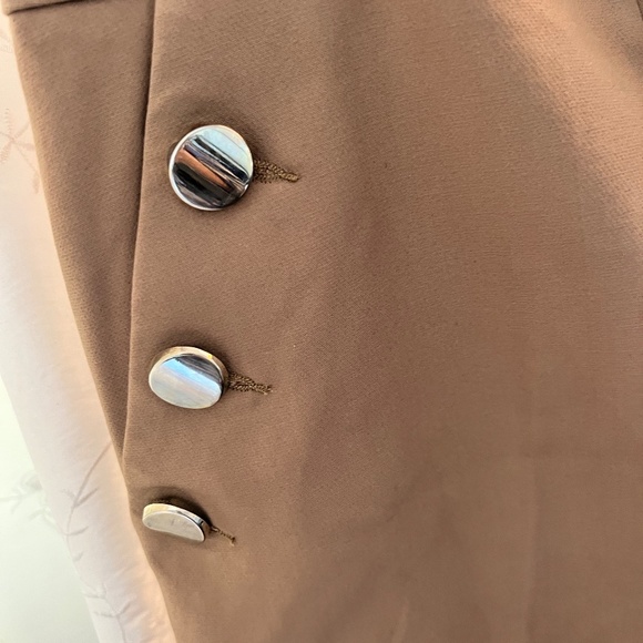 Zara Camel Coloured Buttoned Front Panel Shorts - Picture 2 of 4